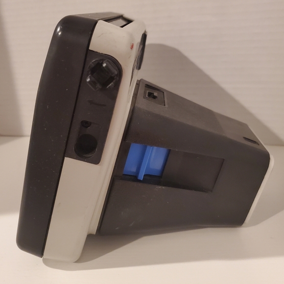 Vintage Kodak Instant Camera "The Handle" Untested - Picture 6 of 11